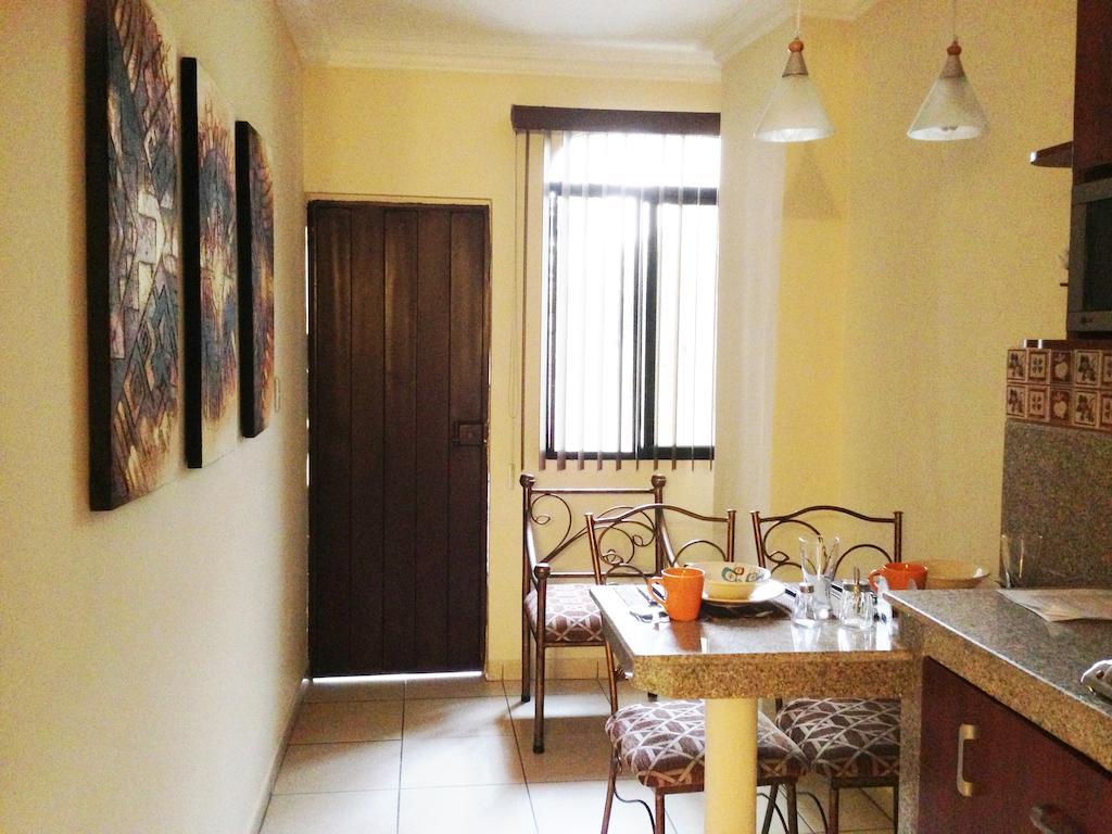 El Patio Suites II グアヤキル 部屋 写真