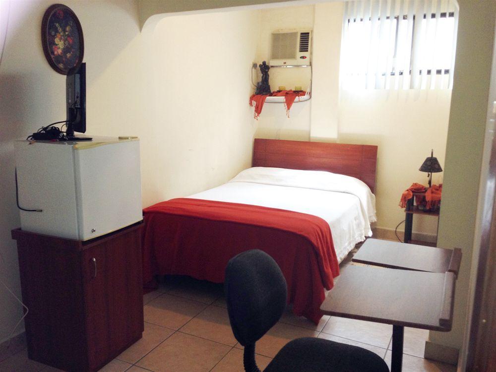 El Patio Suites II グアヤキル エクステリア 写真