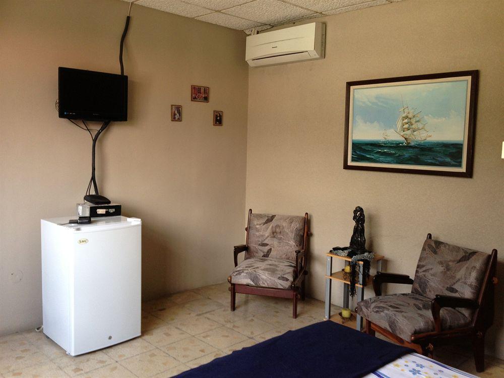 El Patio Suites II グアヤキル エクステリア 写真