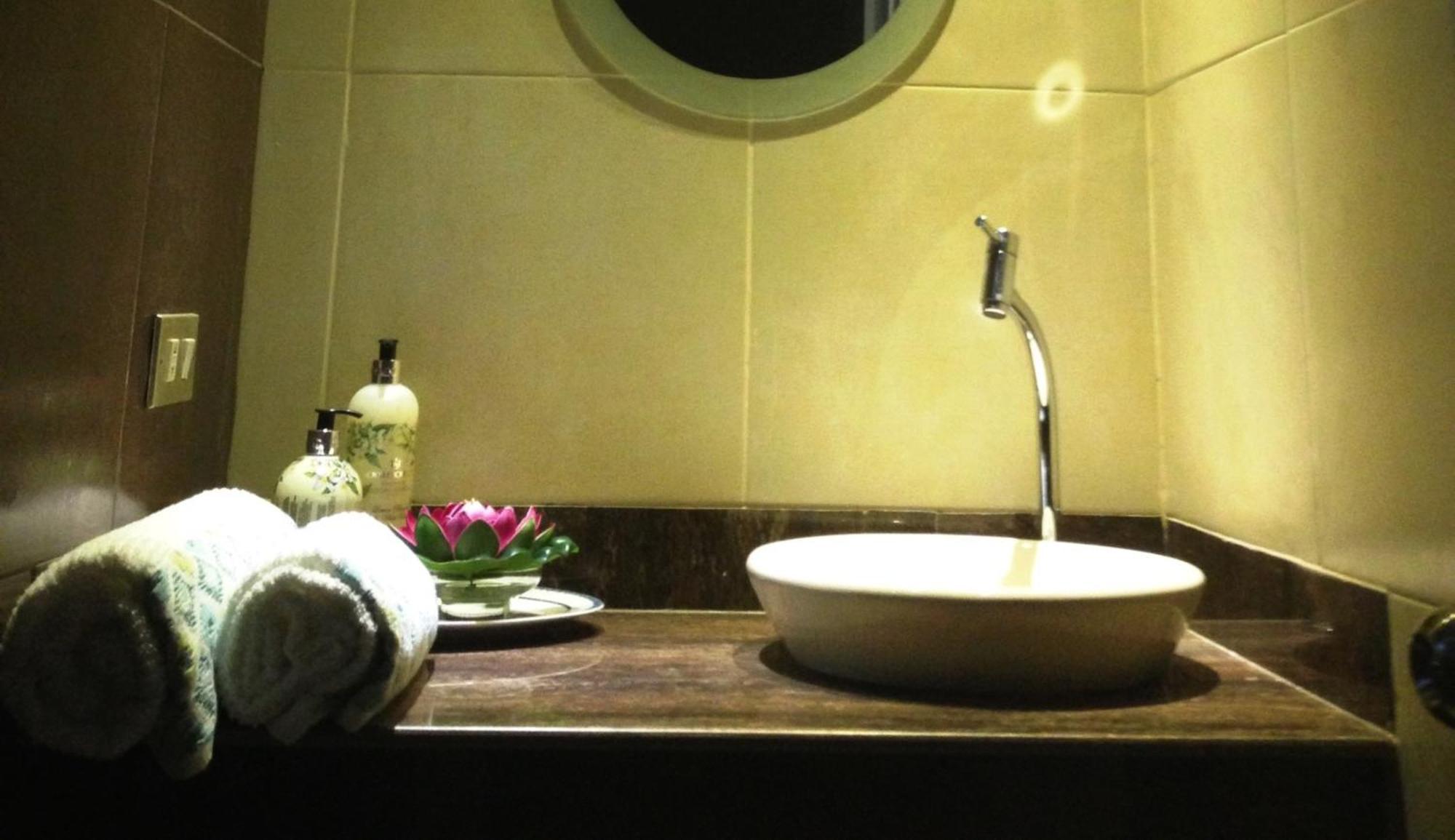 El Patio Suites II グアヤキル エクステリア 写真