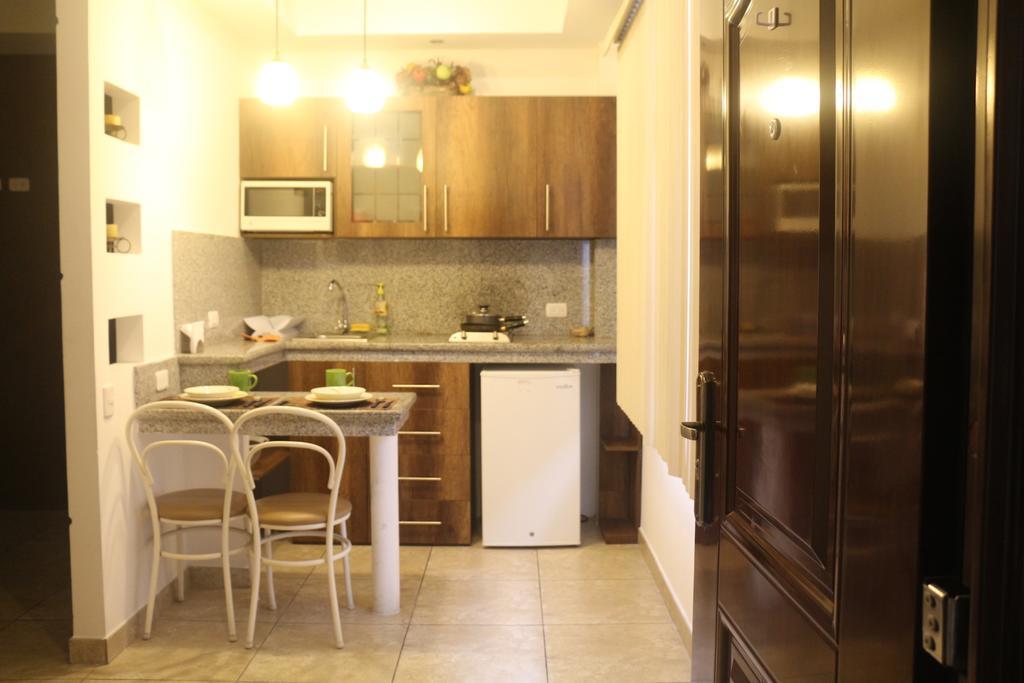 El Patio Suites II グアヤキル エクステリア 写真